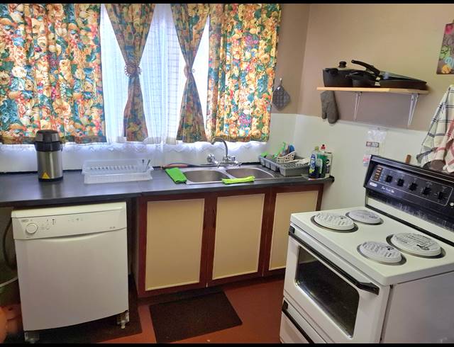 2 BEDROOM TOWNHOUSE FOR SALE IN GREENHILLS